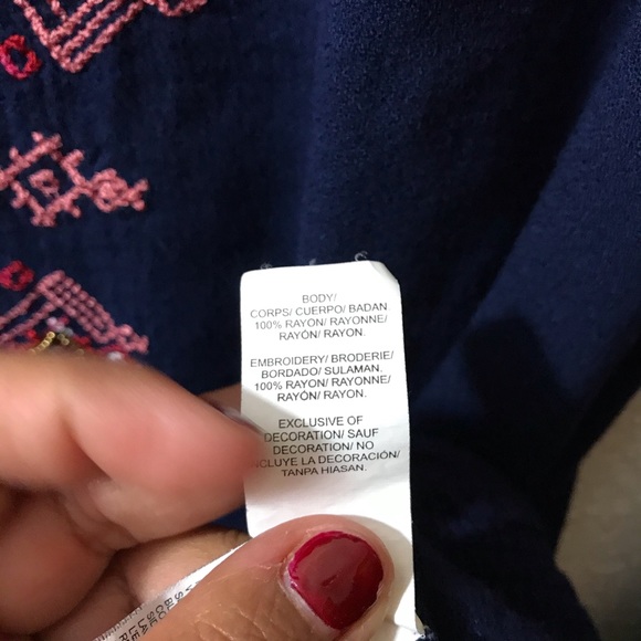 Lucky Brand Embroidered Smocked Botton SZ L - Picture 7 of 8